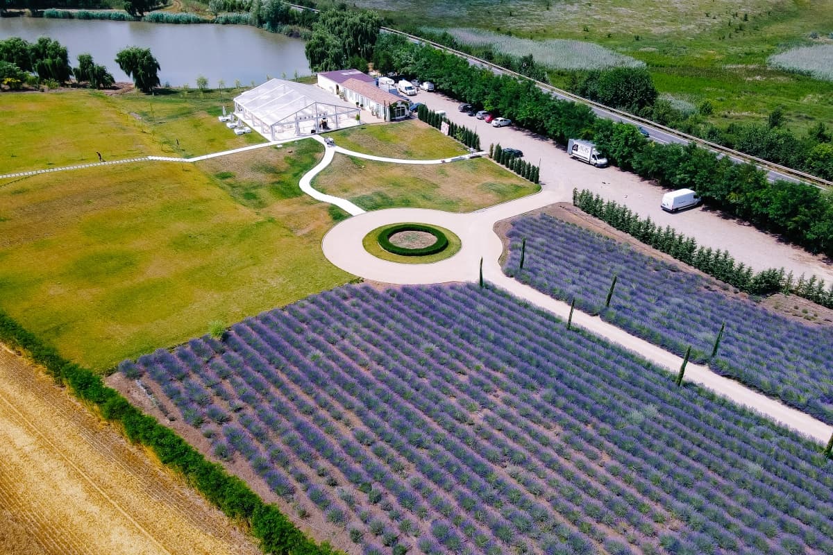 Cesari - locatie pentru nunti in Belciugatele, Călărași