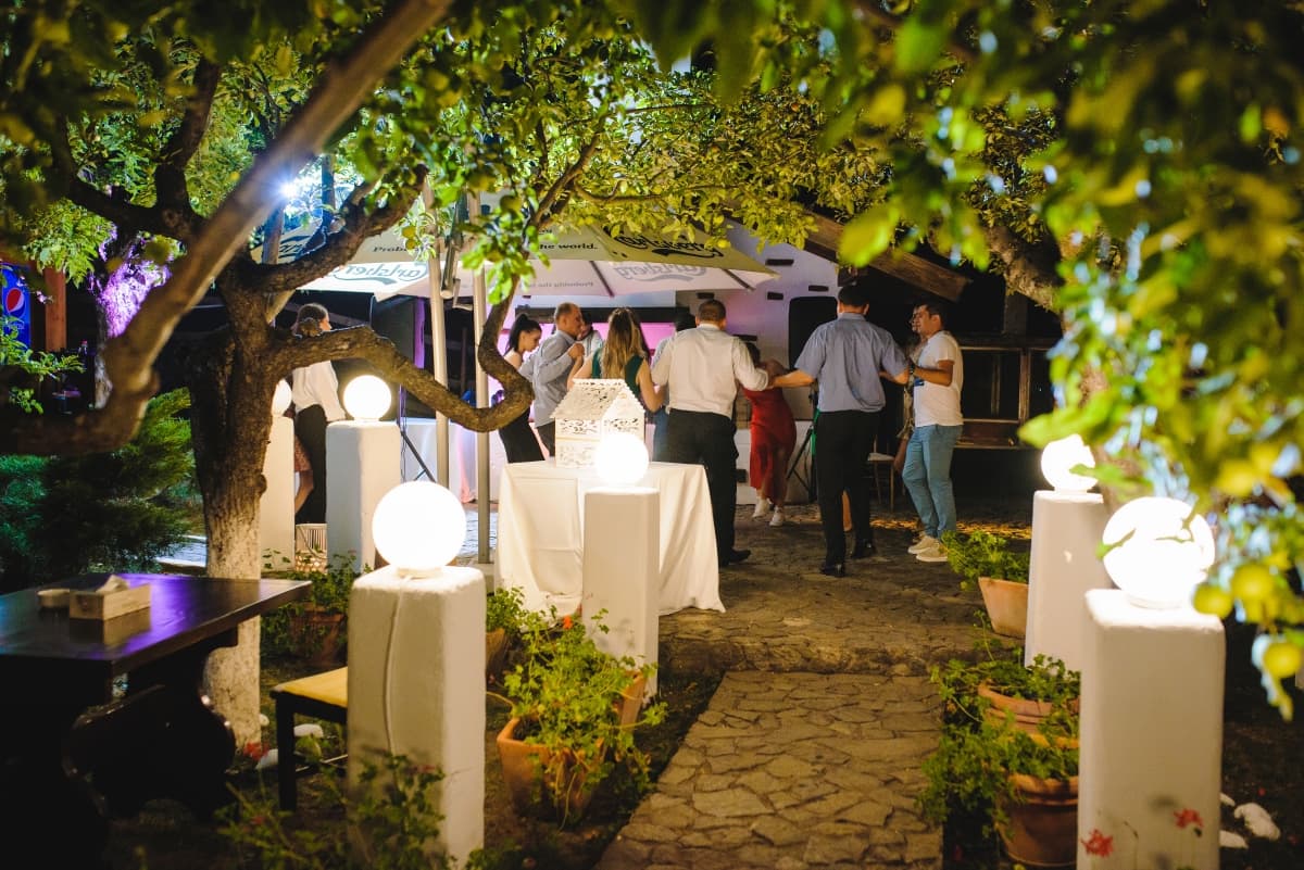 Vila Boierului OK - locatie pentru nunti in Dealu Malului, Vâlcea