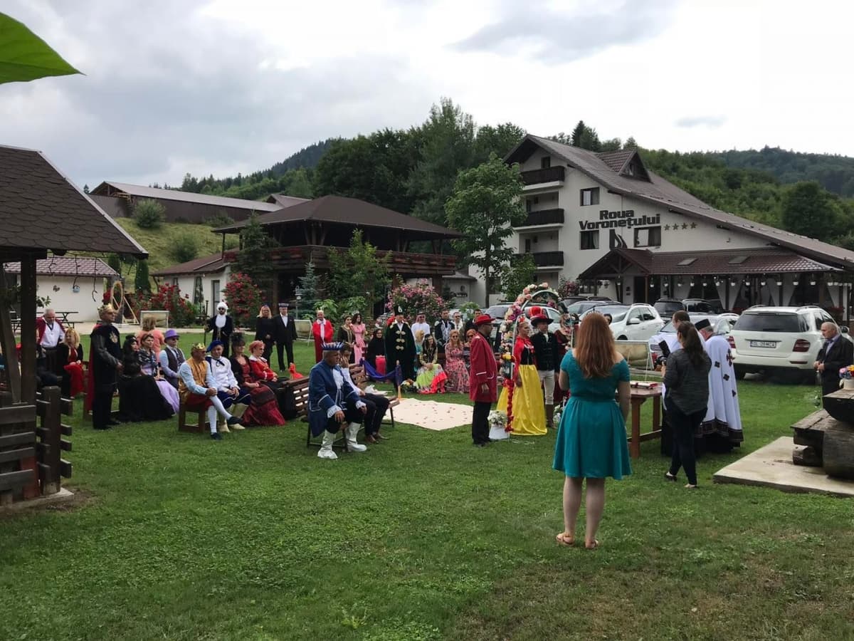 Fotografie oficiala Pensiunea Roua Voronetului