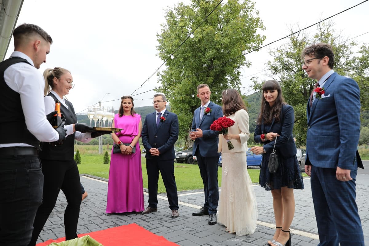 Restaurant Phoenix - locatie pentru nunti in Feldru, Bistrița-Năsăud