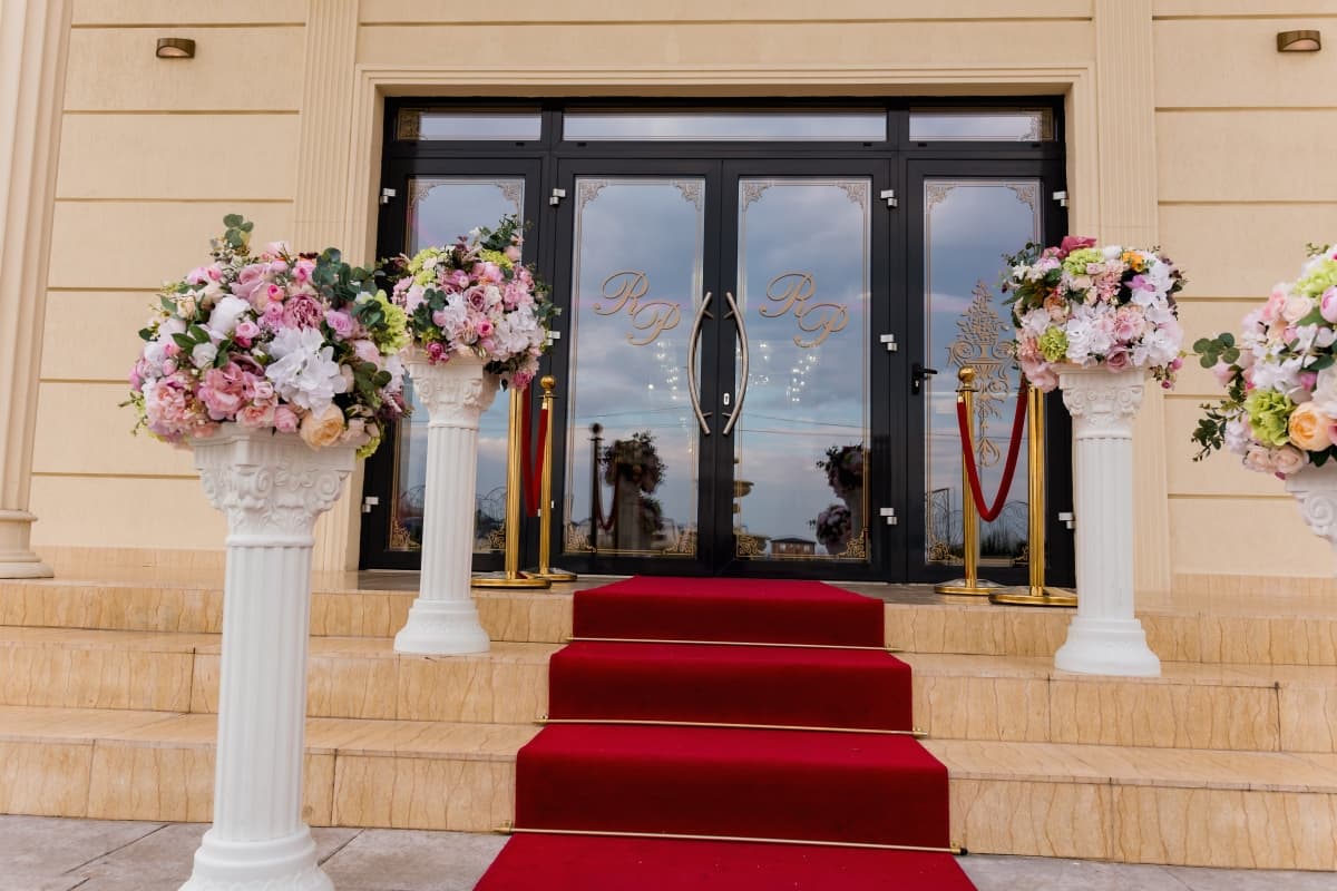 Fotografie de M Dima Foto Studio la Royal Palace Ballroom