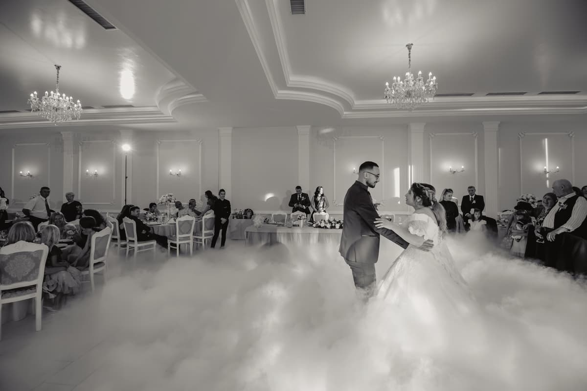 Fotografie de ByMariusValentin la Bistro Ballroom Center