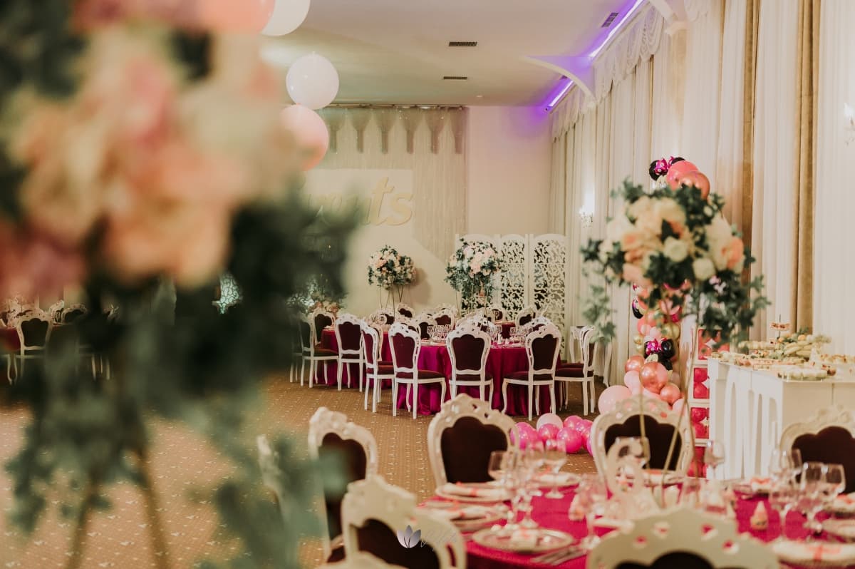 Fotografie de D. Foto la Saphir Events