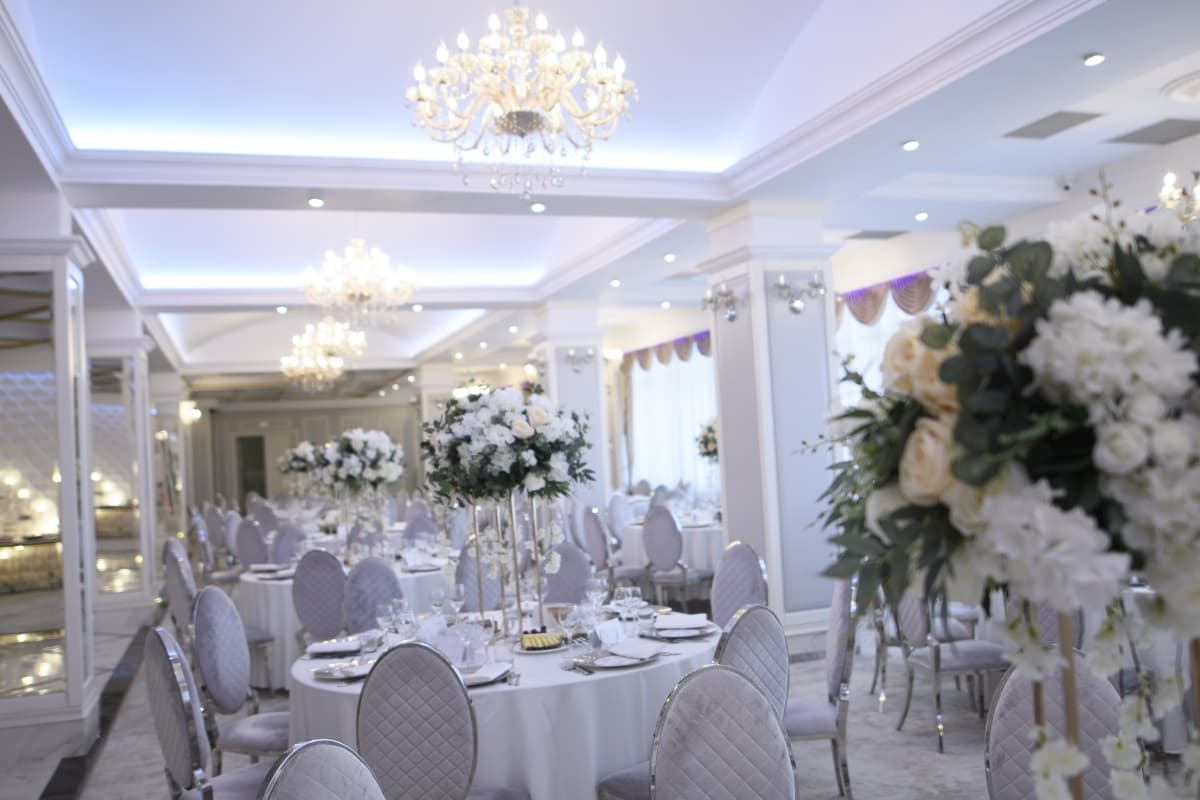Fotografie de M Dima Foto Studio la Hotel Trotus - Imperial Ballroom