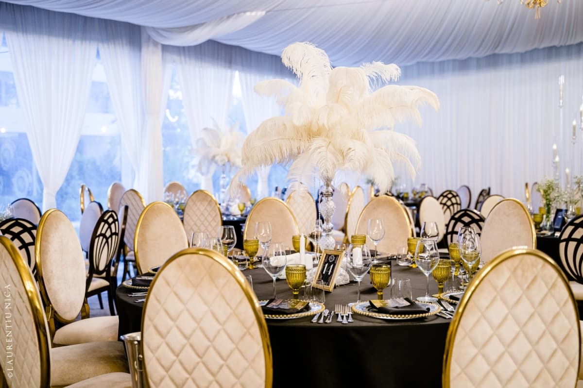 Fotografie de Laurentiu Nica la Imperial Garden Ballroom