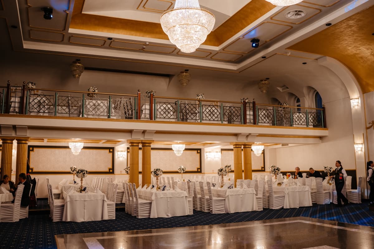 Fotografie de Bogdan Mihai la Restaurant Castel