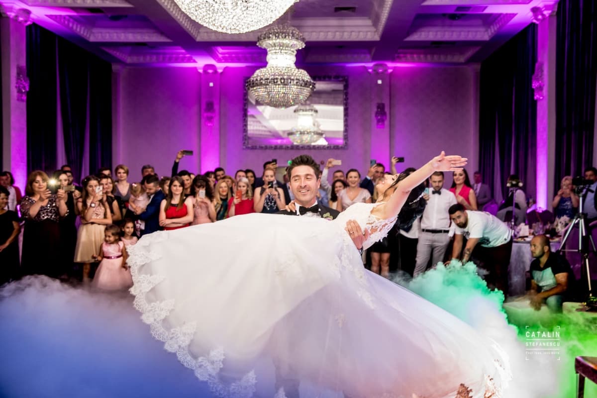Fotografie de Catalin Stefanescu la Rebeca Ballroom