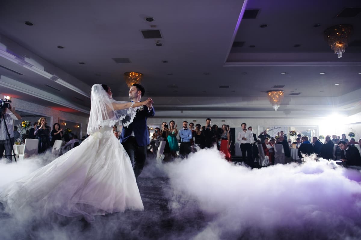 Fotografie de Bogdan Roth Octavian la Jubile The Ballroom