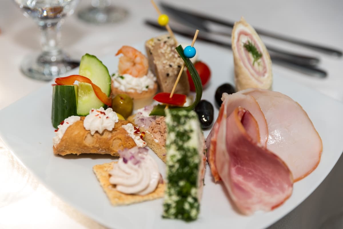 Salon Select - locatie pentru nunti in Bragadiru, Ilfov