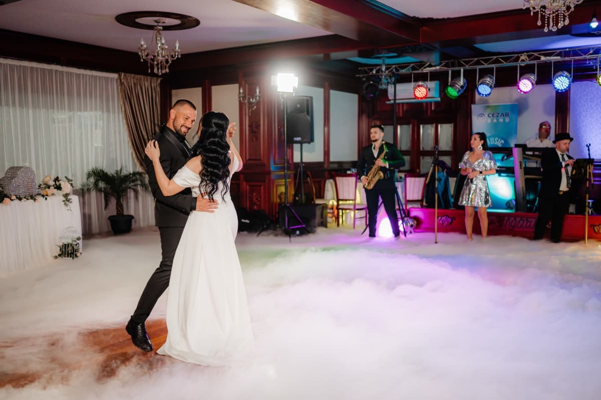 Fotografie de Alexis Foto-Films la Restaurant Crystal