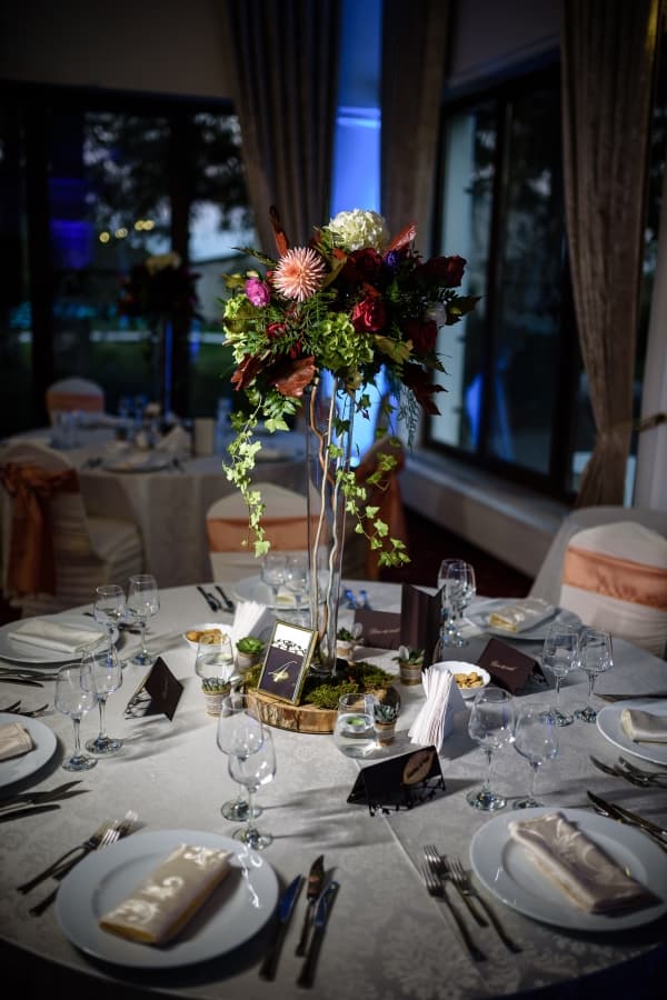 Fotografie de Mihai Gheorghe la Colonial Club Cernica