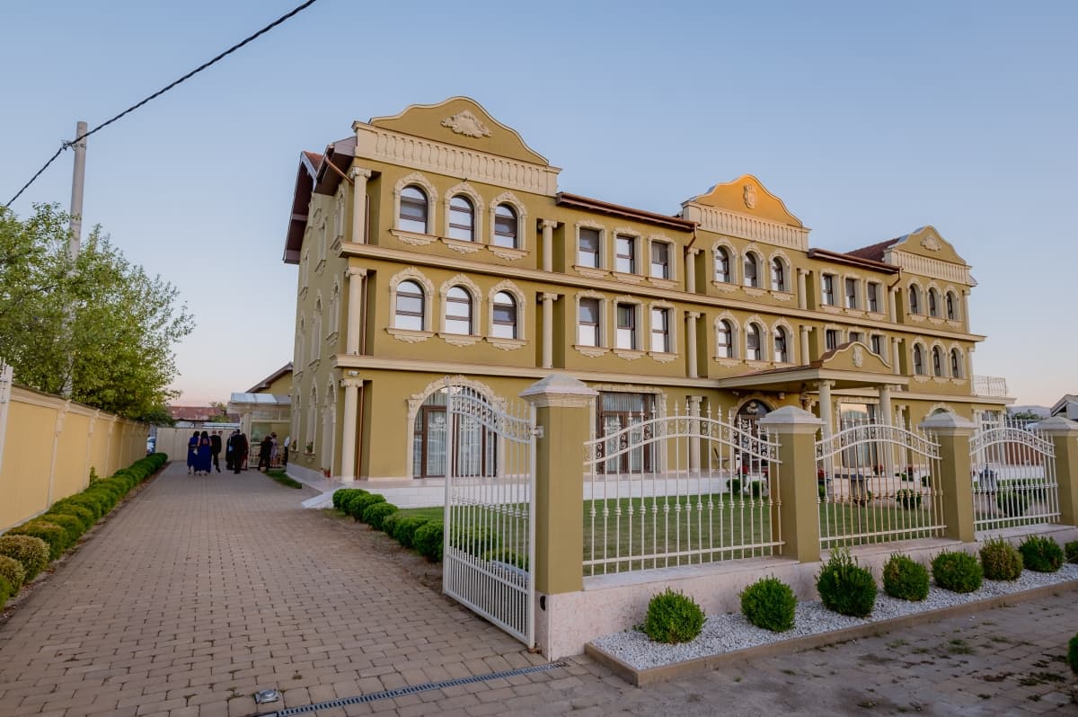 Fotografie de Răzvan Dale la Regal Beius