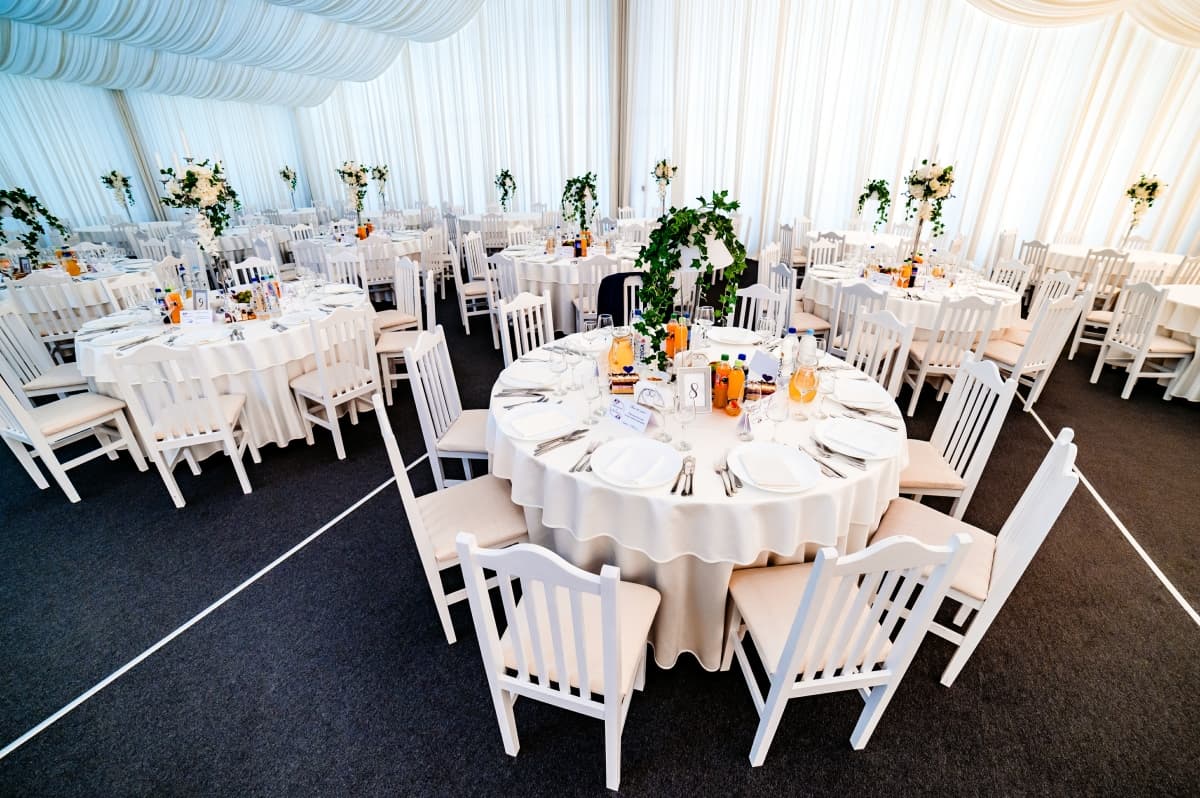 Mondrian Events &amp; Garden - locatie pentru nunti in Popești, Vrancea