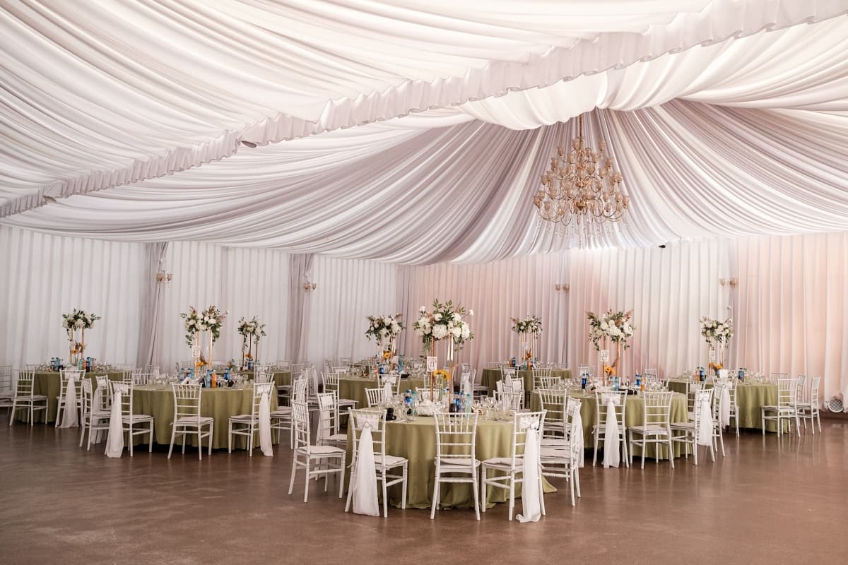 La Anne - locatie pentru nunti in Dărmănești, Bacău