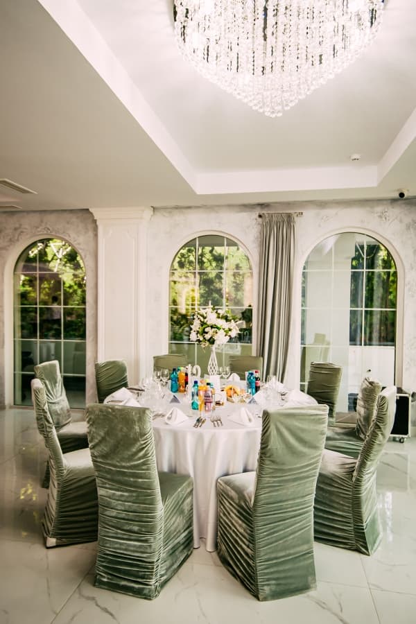 Fotografie de Andrei Chirica - Raian Fine Arts la Eos