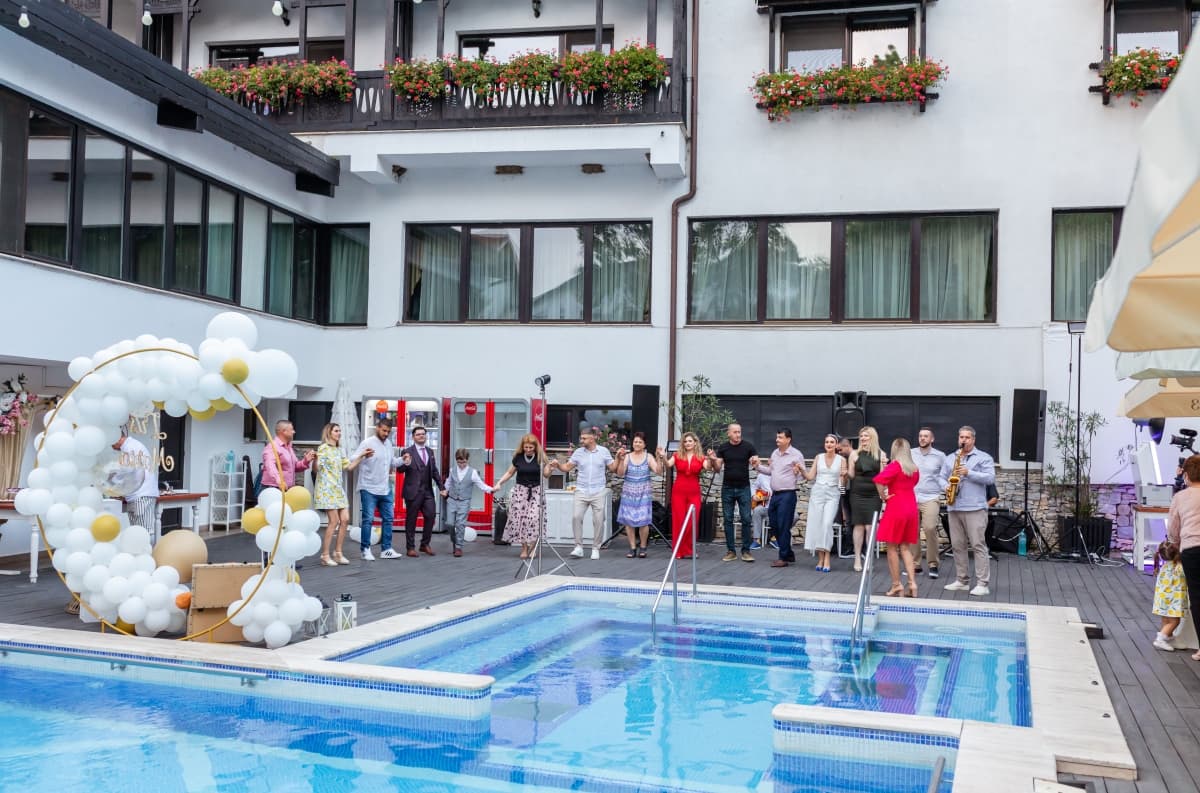 Fotografie de Samfira Laurentiu la Carul din Stele