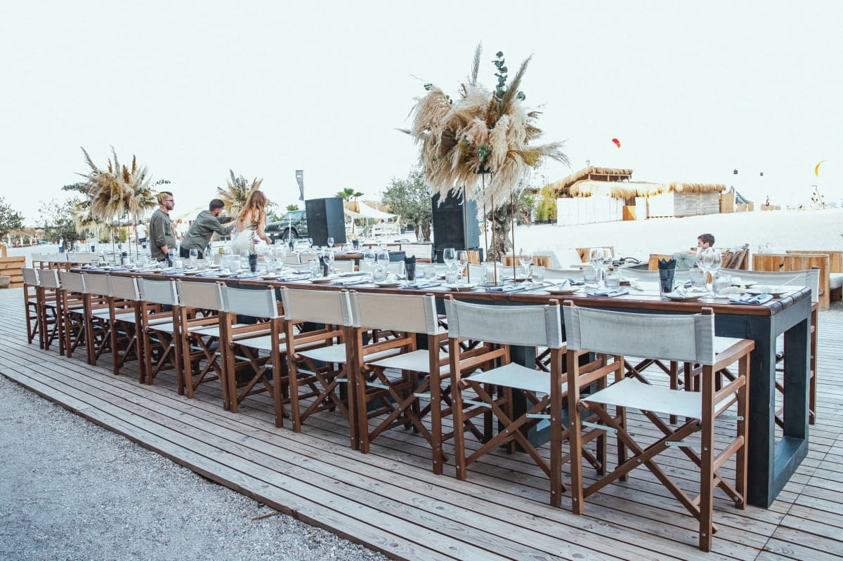 Fotografie de ZOOMER STUDIO la Crazy Beach