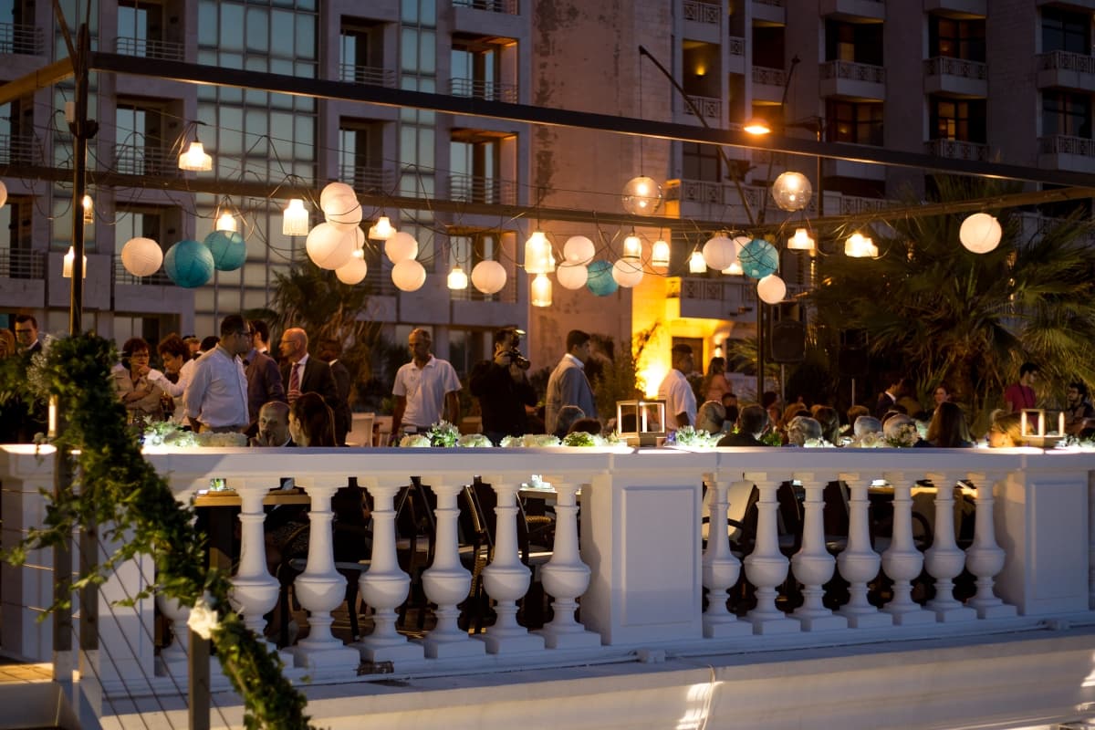 Fotografie de ZOOMER STUDIO la Boulevard Beirut Café 