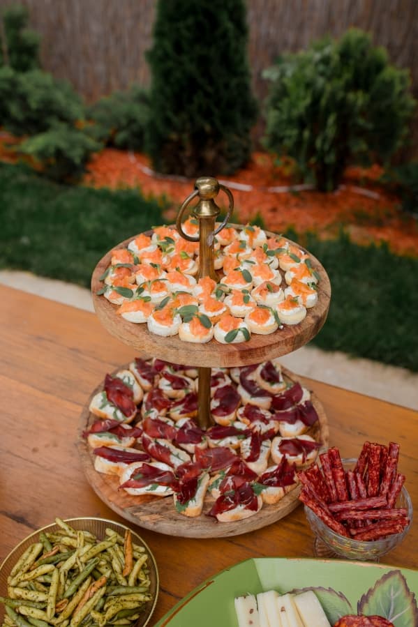 Fotografie de District One Stories la By the Lake