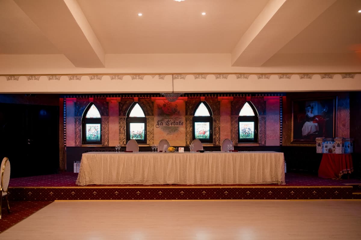 Fotografie de District One Stories la La Cetate 