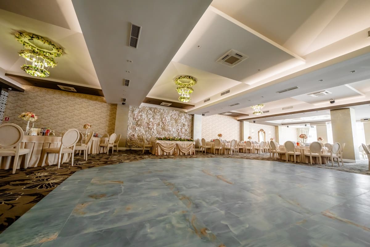 Royal Ballroom - locatie pentru nunti in Panciu, Vrancea