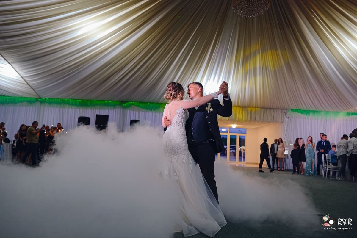 Fotografie de Raul Necula (R&amp;R Creating Memories) la Alessia Events Garden