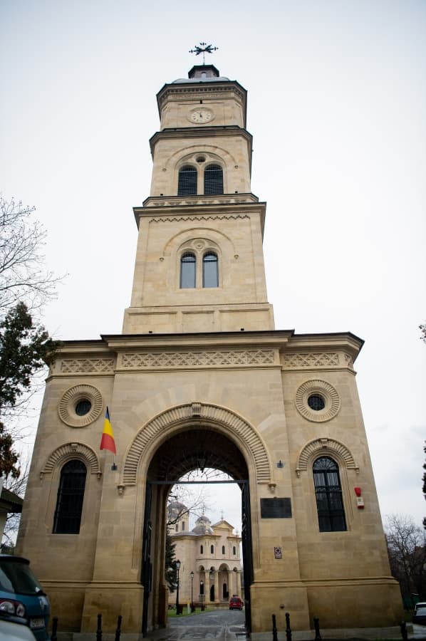 Fotografie de ArtaFilmării la Biserica Barboi