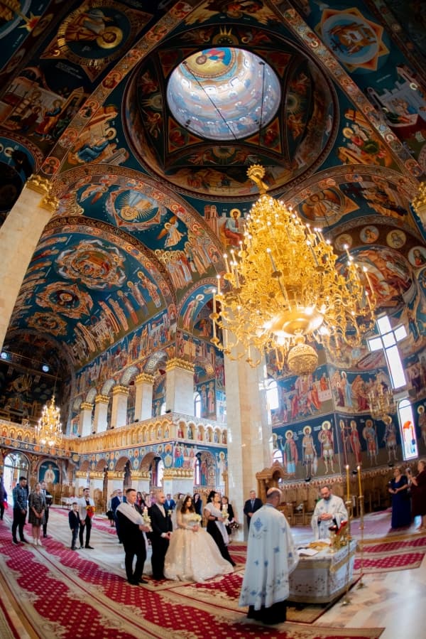 Fotografie de ArtaFilmării la Biserica Sfantul Nectarie