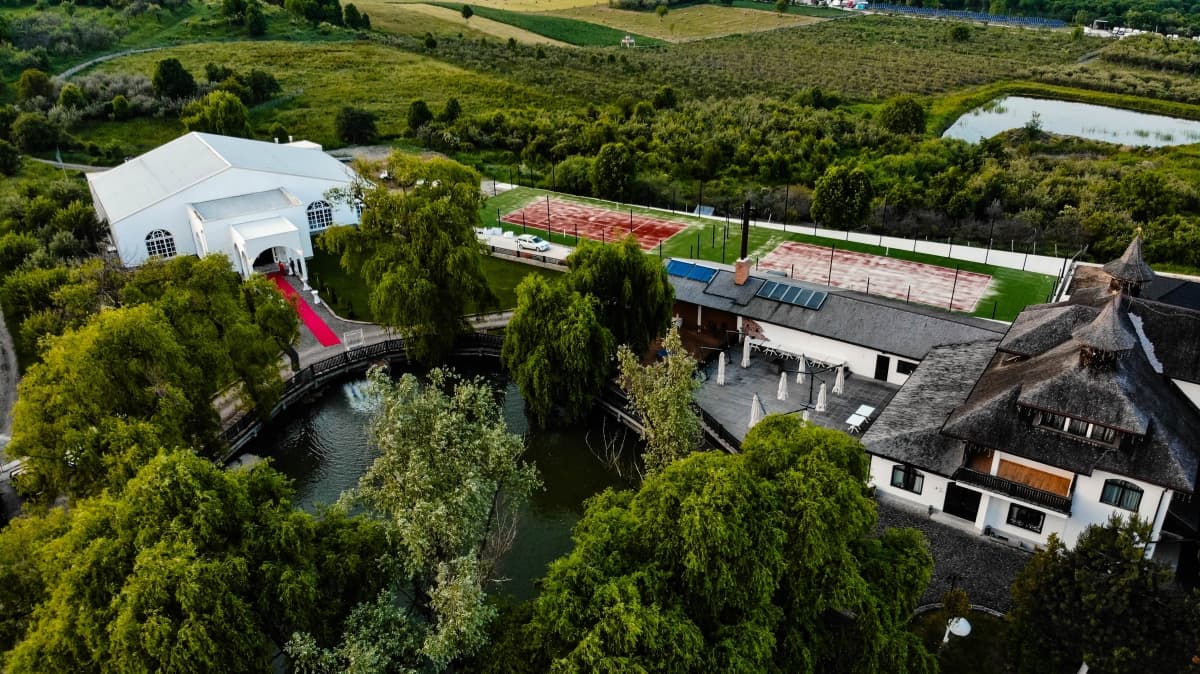 Fotografie de Adrian Scintei la La Castel Posesti Prahova