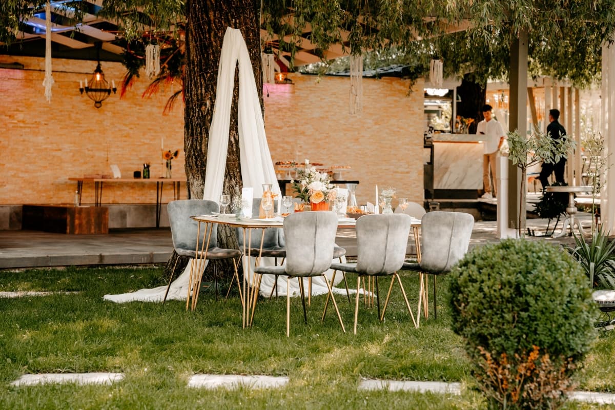 The Gate-Chic Bistro  - locatie pentru nunti in Dărmănești, Bacău