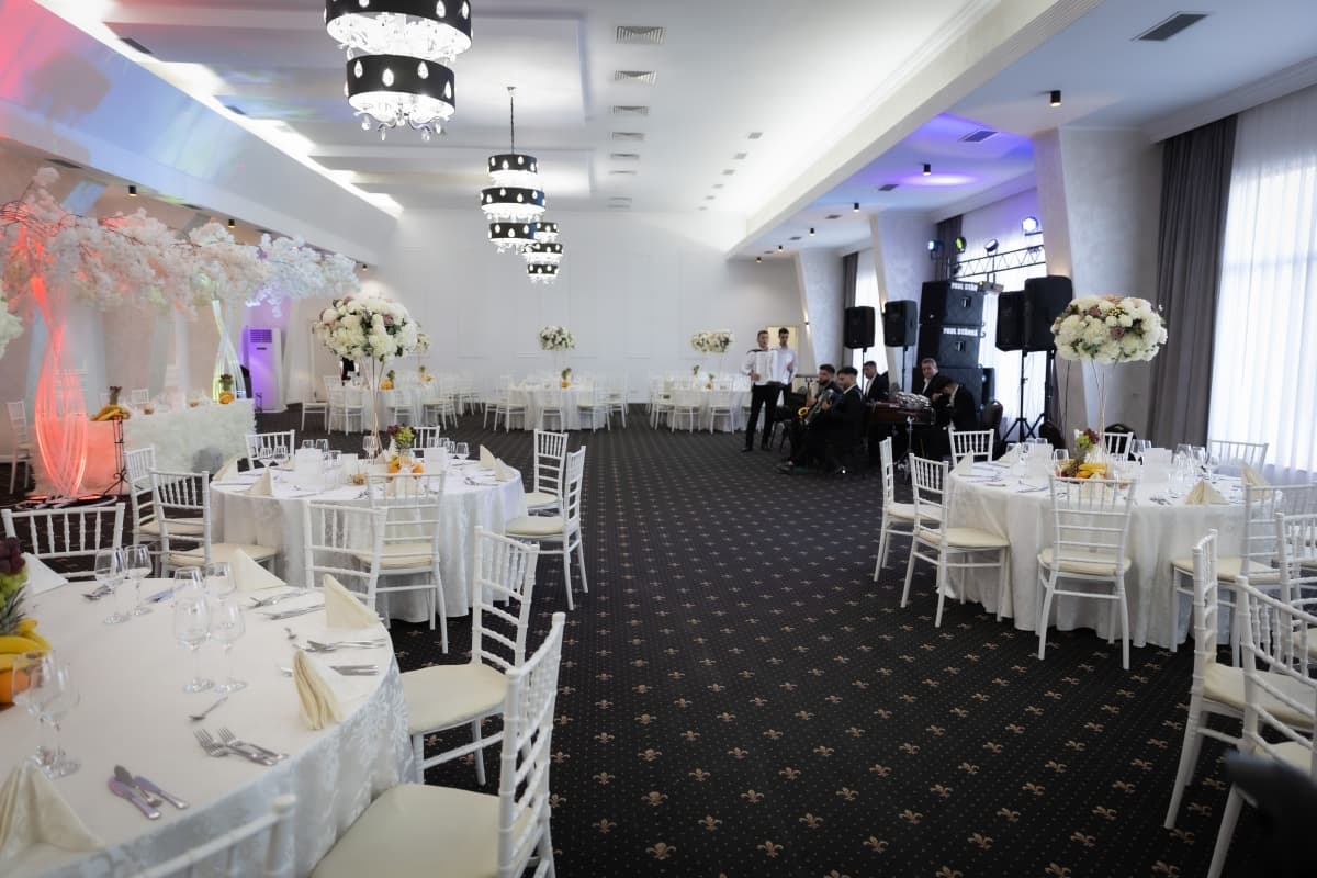 Fotografie de Fotograf Marius Mihalache la Grande Palace Ballroom