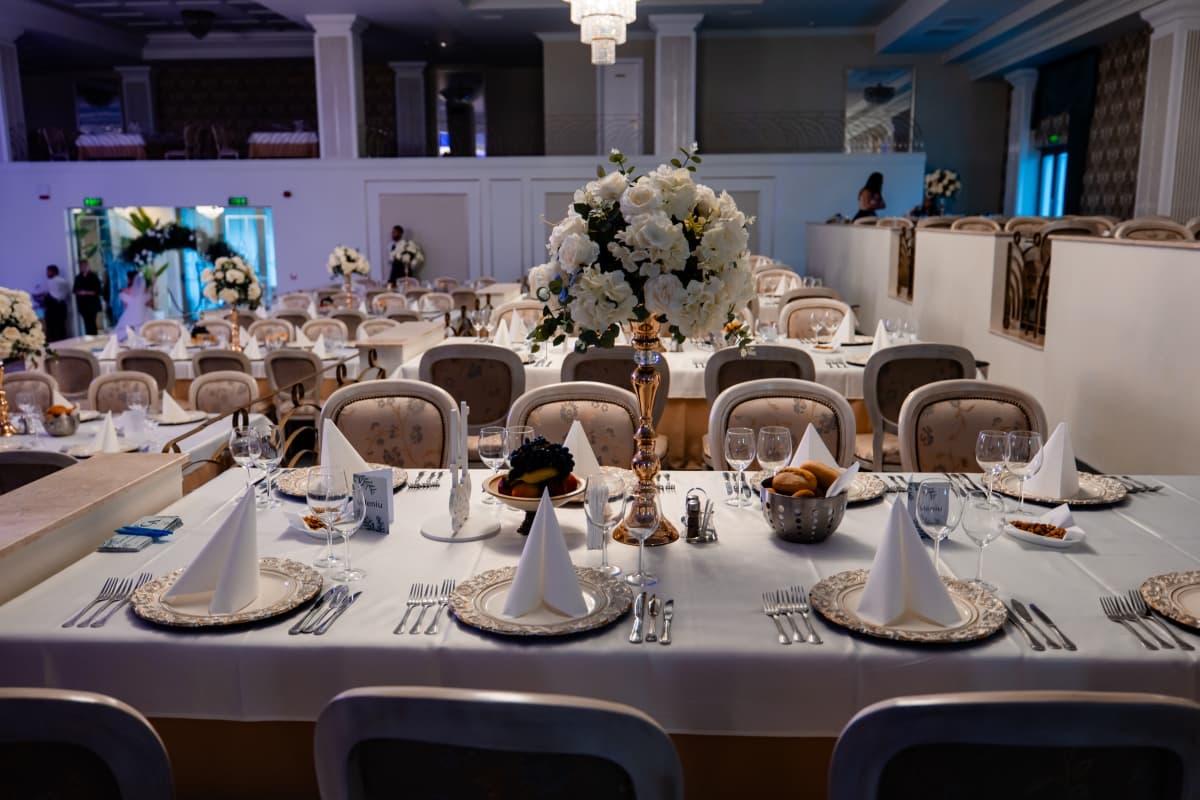 Fotografie de Adrian Scintei la Le Grand Amfiteatru Ballroom