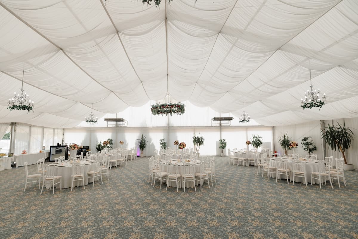 Fotografie de Manu Ivanciu la Noblesse