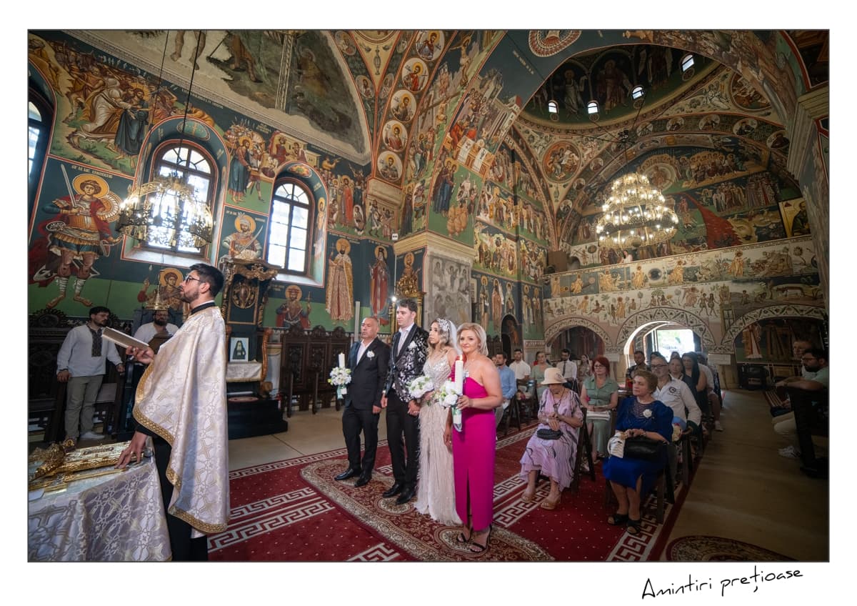 Fotografie de Amintiri Pretioase Studio Foto &amp; Video la Biserica Sfantul Sava 