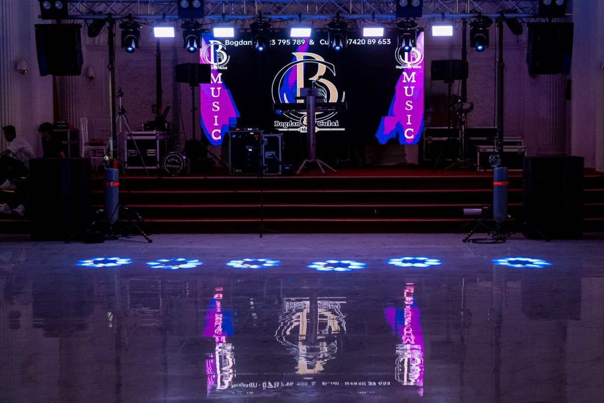 Fotografie de Oanca Ionut la Palatul Mirilor