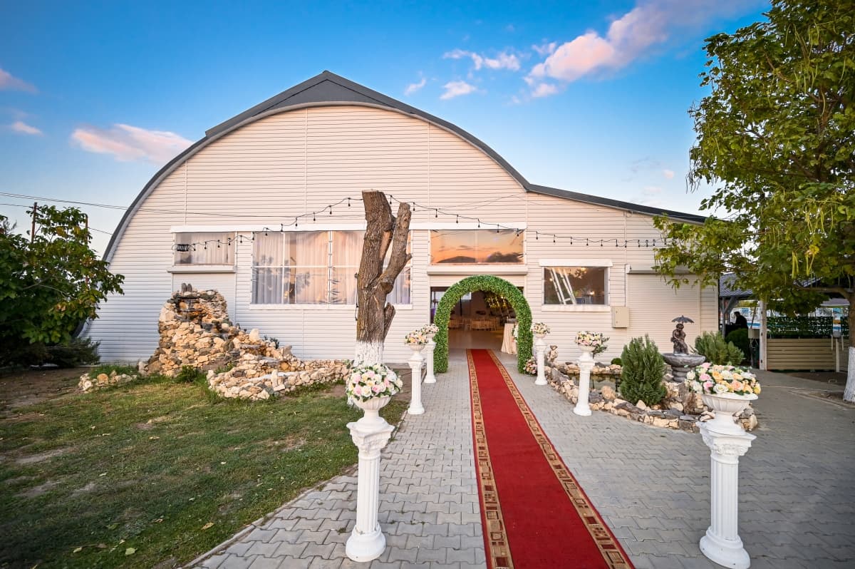 Grand Complex - locatie pentru nunti in Budești, Călărași