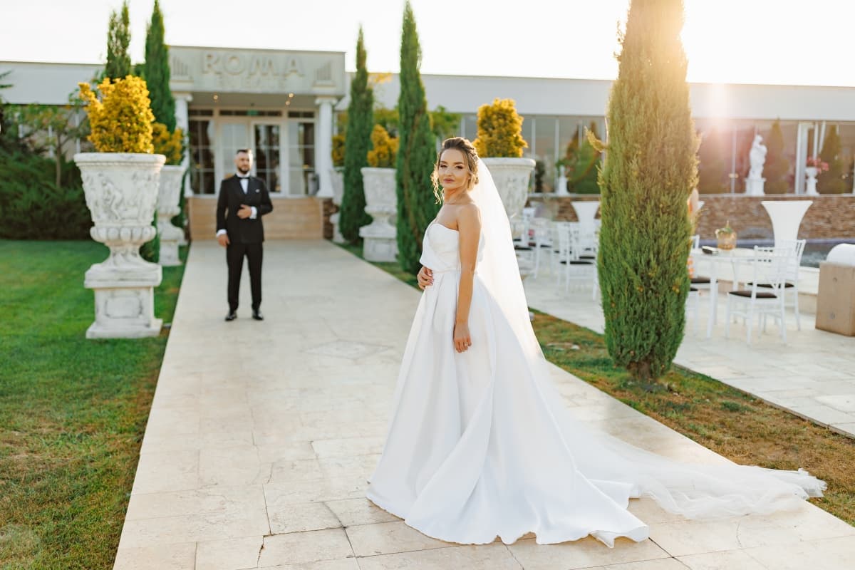 Roma Events - locatie pentru nunti in Caracal, Olt