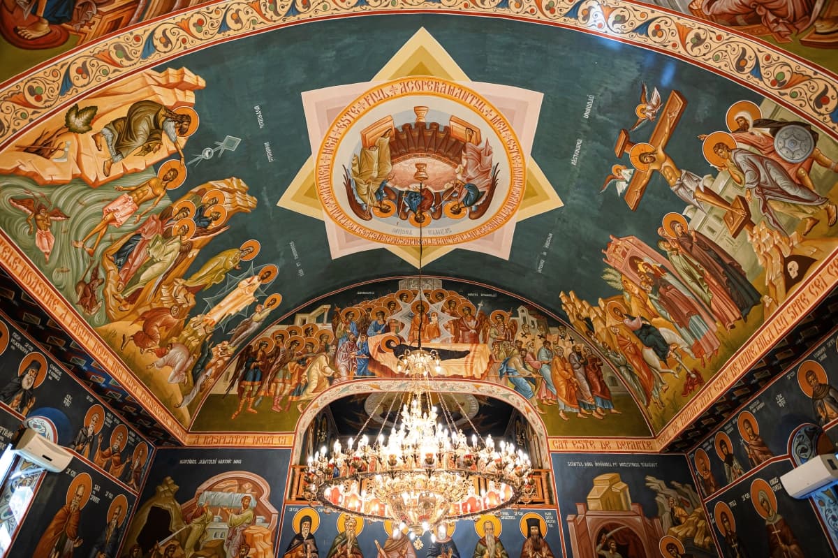 Fotografie de Marian Toma la Biserica Militara Sf. Mare Mucenic Mina 