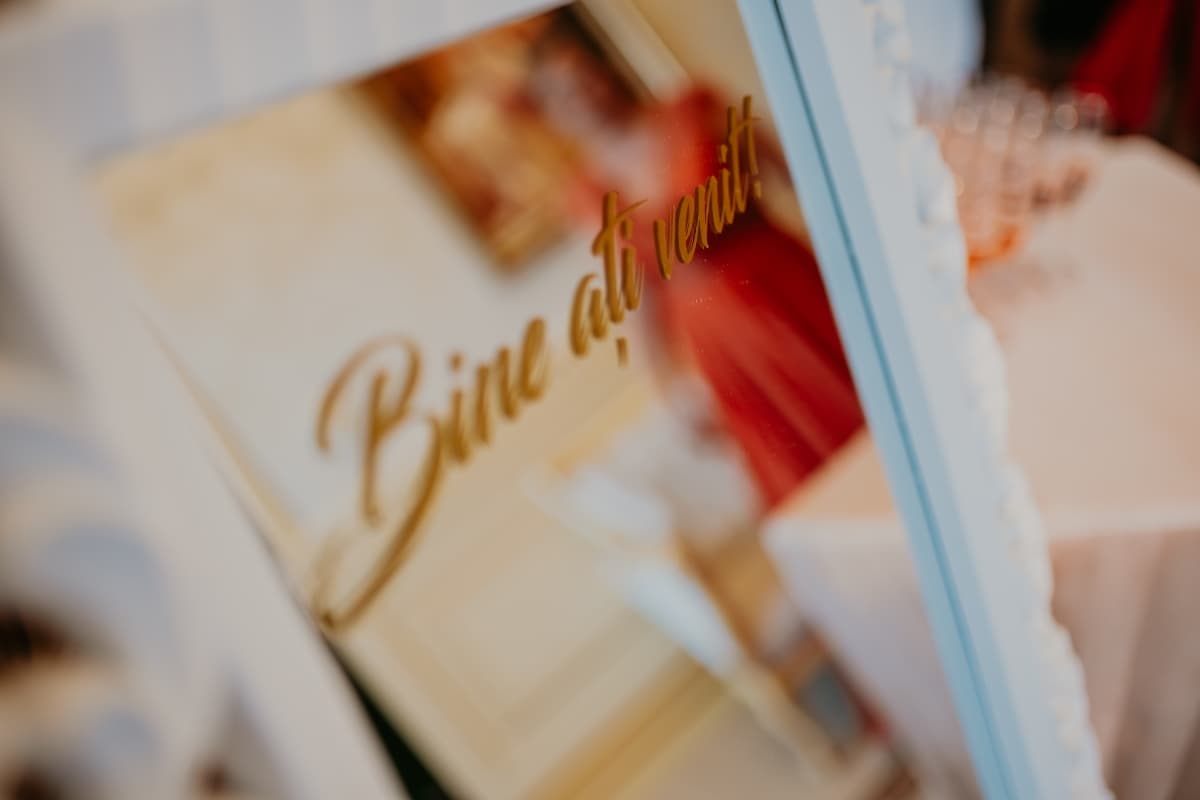 Fotografie de Andrei Chirica - Raian Fine Arts la Restaurant Bizantiq