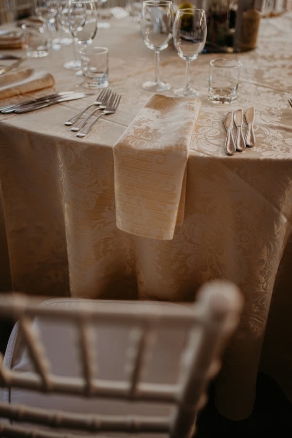 Fotografie de Andrei Chirica - Raian Fine Arts la Cort Lake Hall - Golden Stone Resort