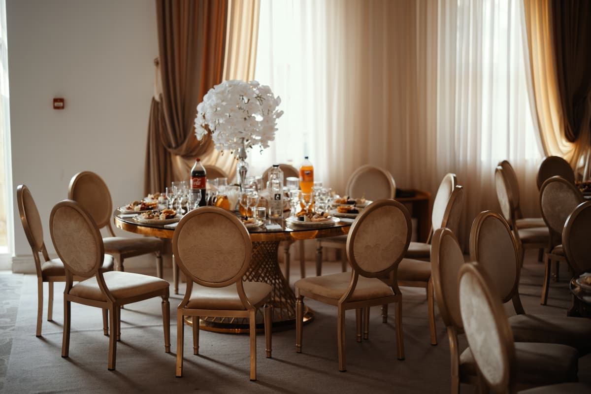 Fotografie de Lutai Doru la Hotel Imperial Caransebes 