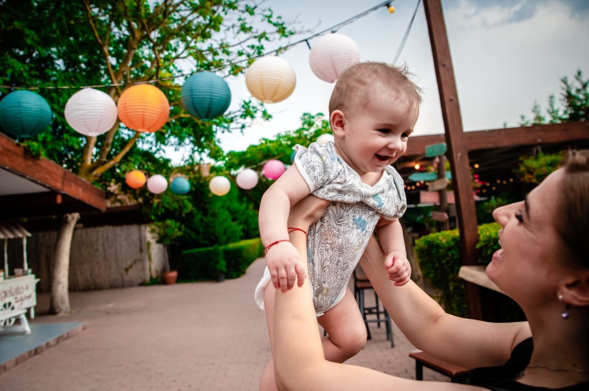 Fotografie de Radu Constantinescu Fotograf la Gradina cu licurici