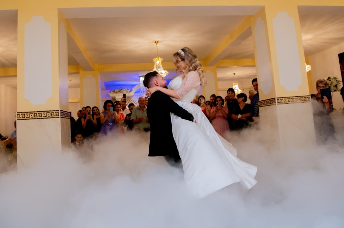 Restaurant Titanic - locatie pentru nunti in Valea Adâncă, Iași