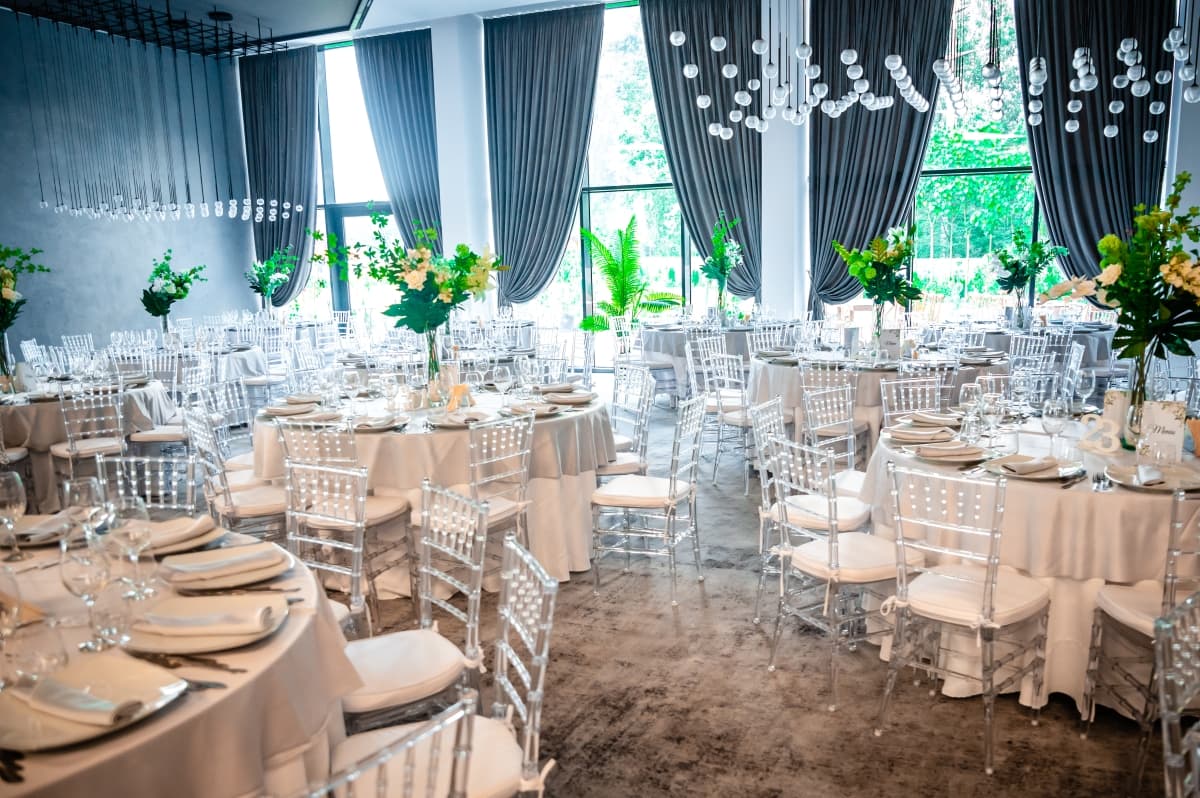 Fotografie de Radu Constantinescu Fotograf la Sole by Arrogance Ballroom