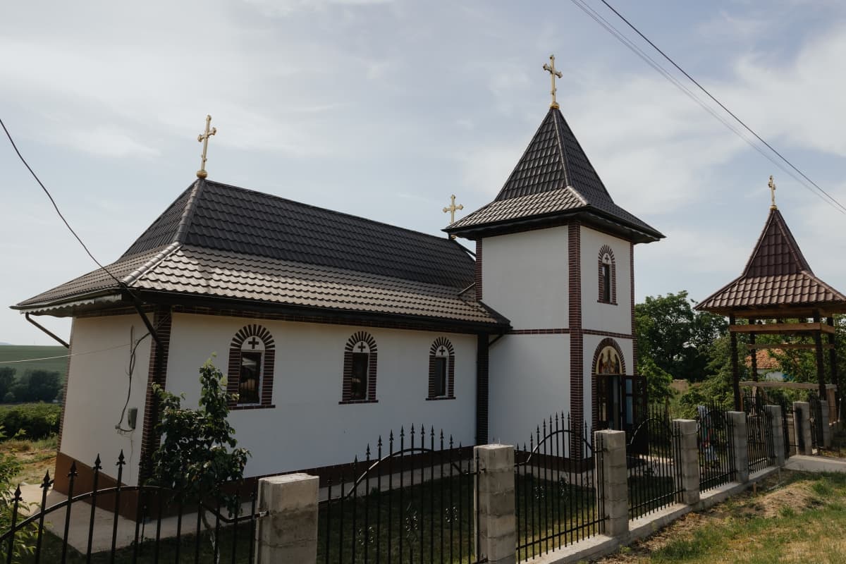 Biserica Floreni Ungheni - locatie pentru nunti in Ungheni, Raionul Ungheni