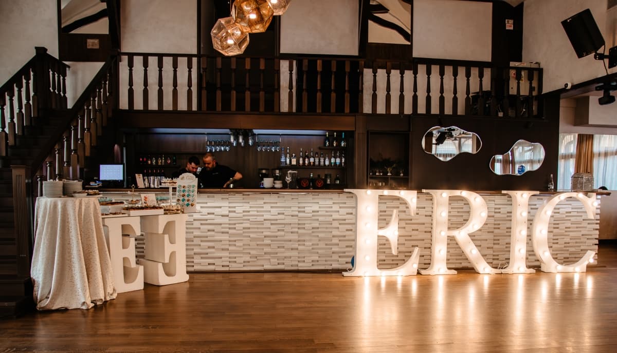 Fotografie de PixelMoments Photography la Stephany Ballroom 