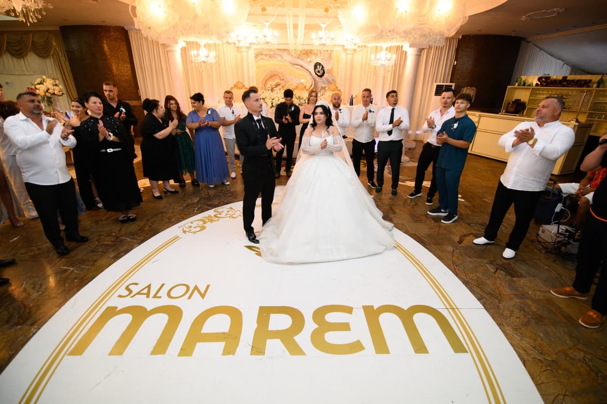 Fotografie de Fotograf Levente Csaki la Salon Evenimente Marem