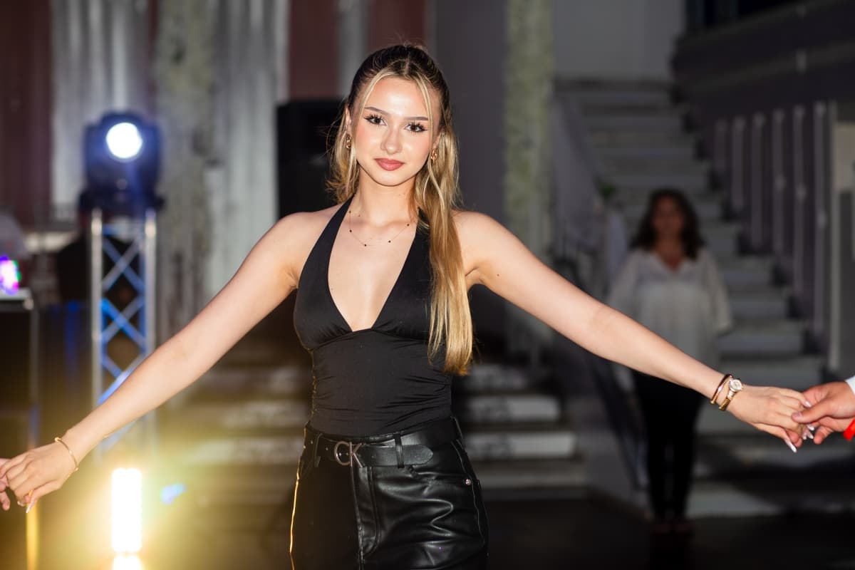 Fotografie de Deftu Daria  la Ballroom Montana