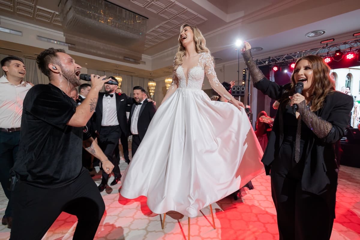 Fotografie de RaPictures la Stephany Ballroom 