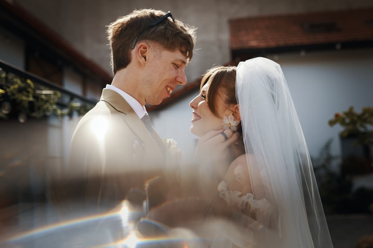 Fotografie de Fearless Weddings la MK 1930 Event Barn 